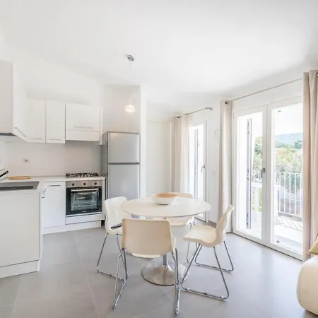 Gio' - 200 Mt From The - Ac Apartment *